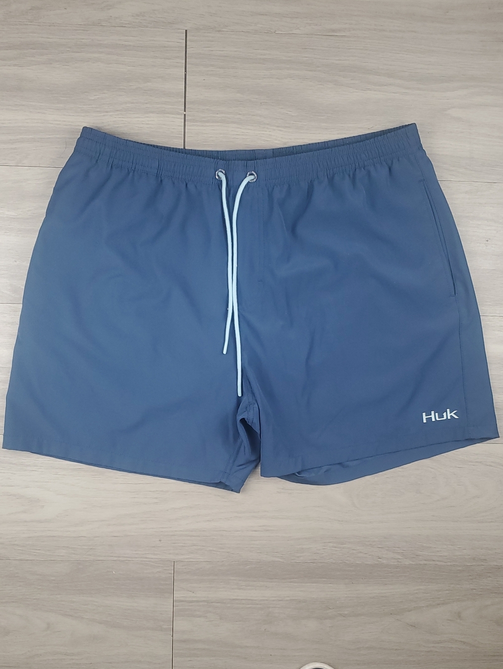 HUK Performance Fishing Swim Shorts Men's XXL Blue